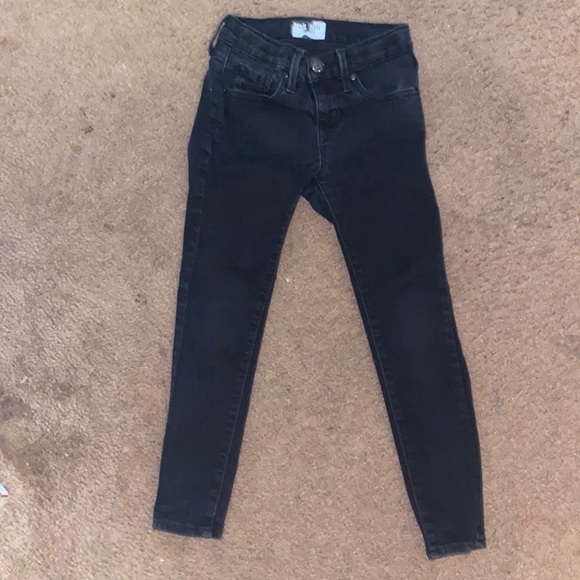 DENIZEN° from Levi's° Girls' Super Skinny Mid-Rise Jeans - Black 7 - Picture 2 of 12